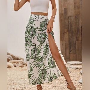 Tropical‎ Palm Leaf Maxi Skirt